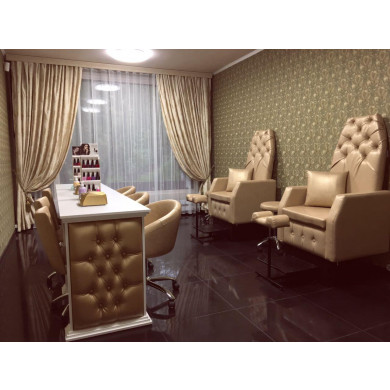 Маникюрный стол Роза